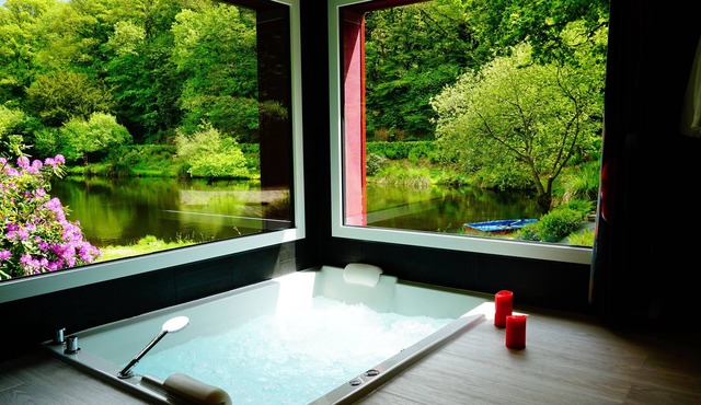 Gite L'extase: the luxury of being alone in the world, as a couple.