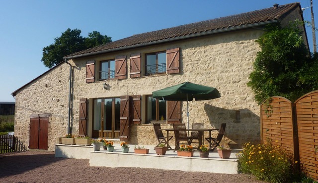 Gite l'Hirondelle - in the Parc Natural Perigord-Limousin - 8 people WIFI