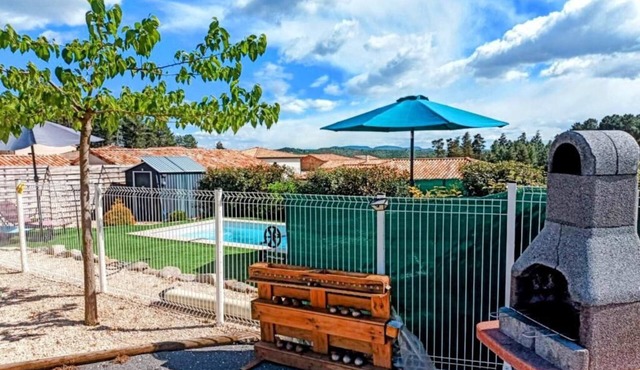 Gîte l'Odalys for 6 people with private heated swimming pool