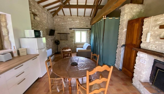 "Gîte la Bergerie" near the Bastide of Monflanquin and the Dordogne river