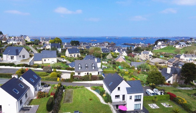 Gite la Capitainerie (5 stars) - private spa facing Brehat- Paimpol