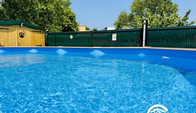 Gîte “La Douce Échappée” with Private Pool, Wi-Fi, and Air Conditioning