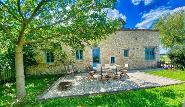 Gite "La Grange aux Oiseaux" Domaine de Fonpeyroune