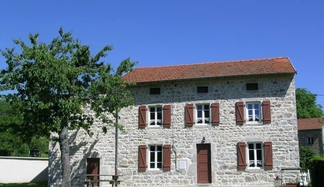 Gite La Guillermie, 4 bedrooms, 14 persons