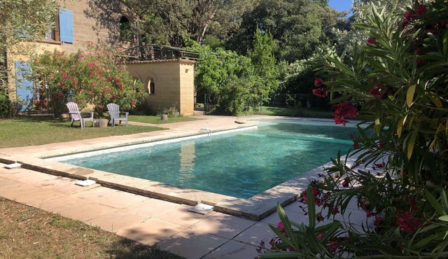 Gite : La Maison "à Coté du Pont". du Gard - Swimming pool & River