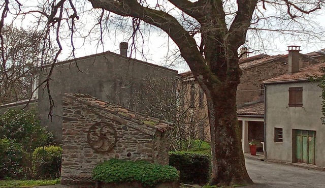 Gite La maison d'Adèle in a quiet village in the Montagne Noire near Revel