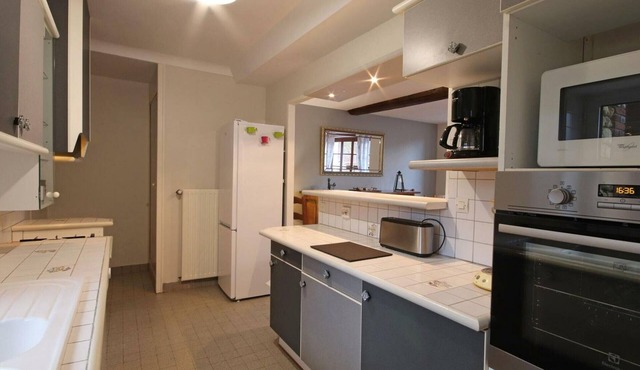 Gite La Mesnière, 4 bedrooms, 12 persons