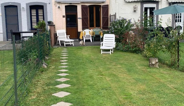 Gîte La Petite Commune, along the Meuse, on the TransArdennes greenway