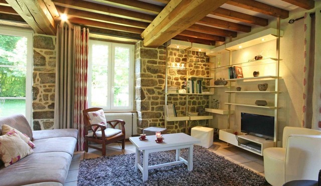 Gite La Sauvagère, 5 bedrooms, 10 persons