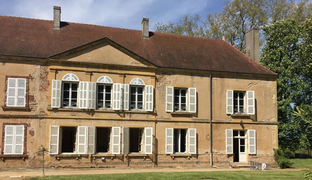 Gite Le Donjon, 2 bedrooms, 6 persons