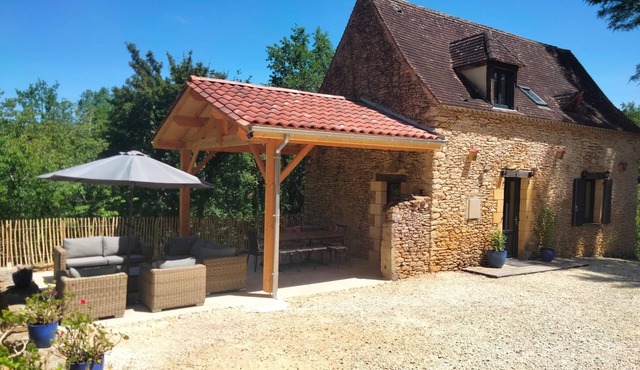 GITE "LES CHEVREUILS" IN THE HEART OF PERIGORD NOIR