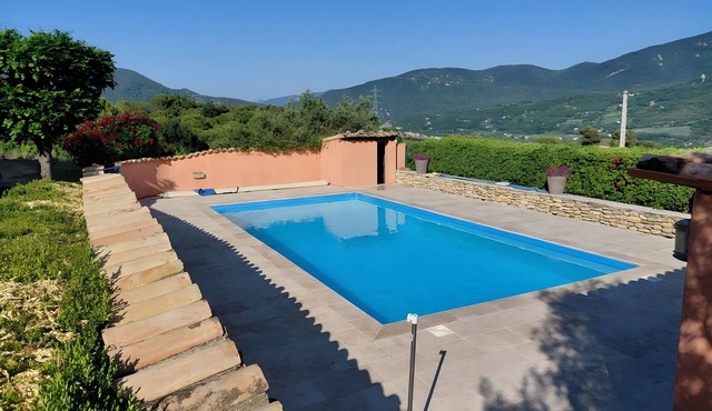Gîte le Jolia – Cottage with Pool
