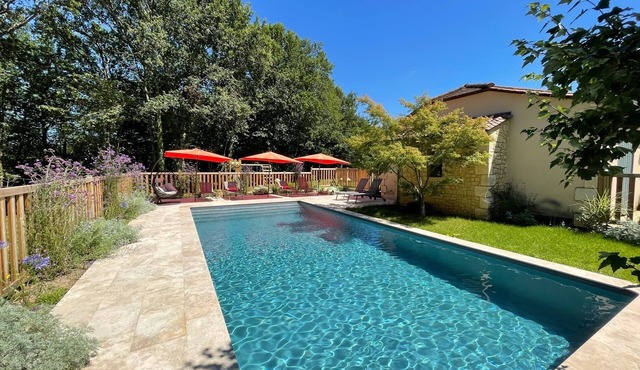 Gite Le logis, in the heart of Périgord Noir- Private heated swimming pool