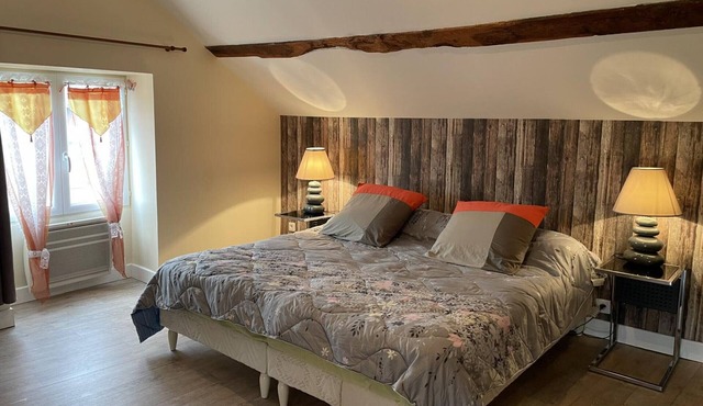 Gite Le Mayet-de-Montagne, 2 bedrooms, 4 persons