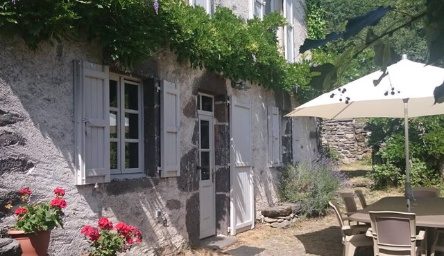 Gite Le Monteil, 4 bedrooms, 8 persons