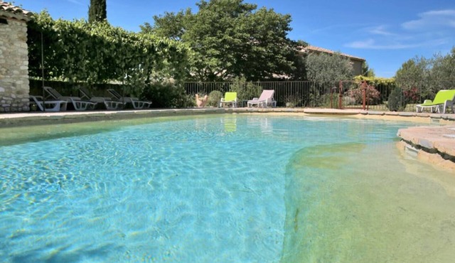 Gite Le Murier 4 persons, swimming pool and garden in Villedieu en Provence !