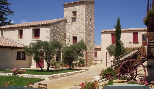 Gite Le Pic Saint Loup 6 persons with swimming pool near Montpellier