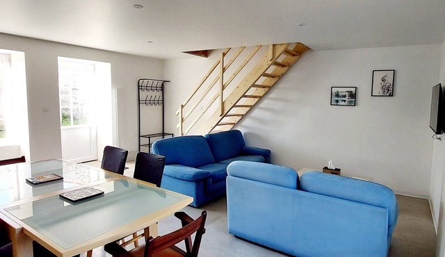 Gîte Le Pourpris: In the heart of a natural & historic estate surrounded by llamas!