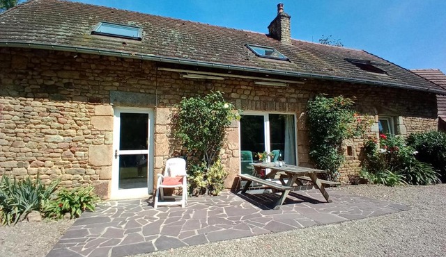 GITE LE PRESSOIR DE LA BAIE 20 km DU MONT ST MICHEL