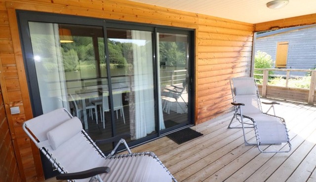 Gite Le Rouget-Pers, 2 bedrooms, 4 persons