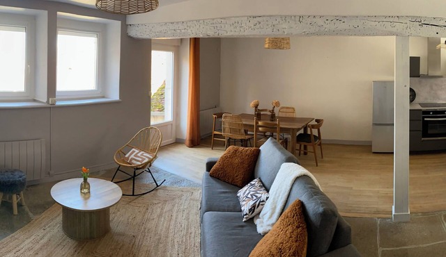 Gîte Le Temps d'une vendange, at the foot of the vineyards and hiking trails