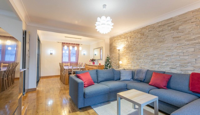 Gite "Le Tilhos" : Maison Rénovée au Pied des Pyrénées à Argeles Gazost