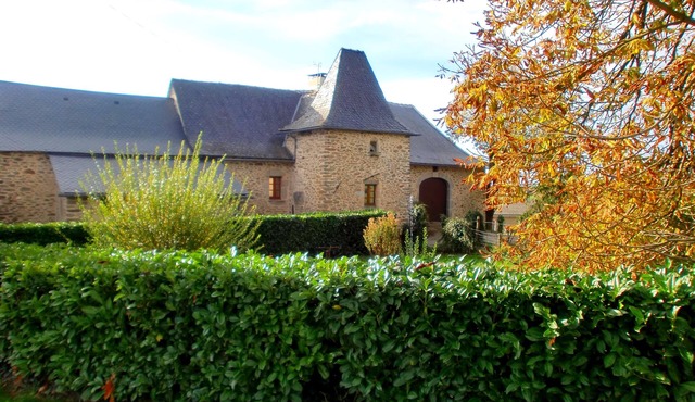 Gite les Balsamines spacious 3 stars quiet wifi country of hundred valleys