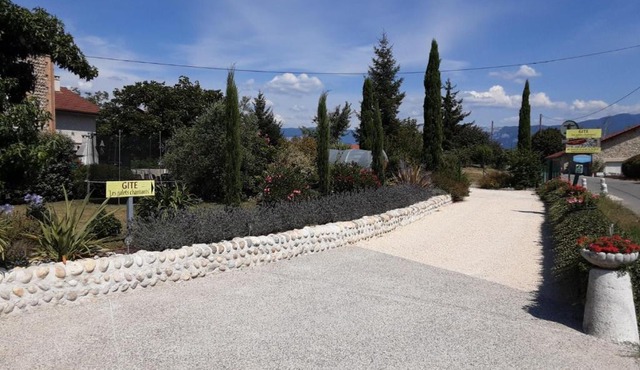 Gite Les Galets Chantants Saint hilaire du rosier