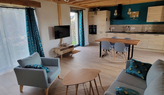 Gîte "Les Glycines" is located in Kernilis, in the heart of the Léon region.