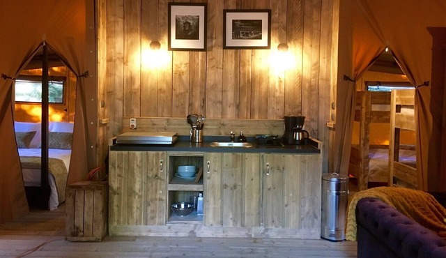 GITE Les Lodges du Château Tente Victoria near La Rochelle