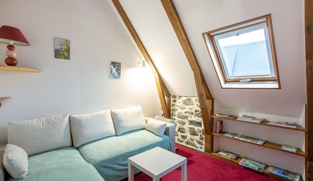 Gite Les Marmottes - Two Bedroom House, Sleeps 5