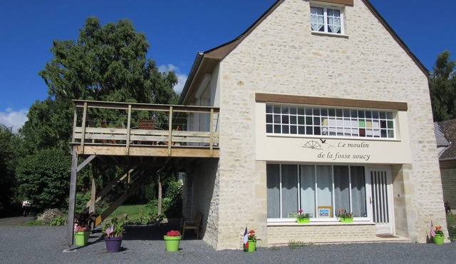 Gîte LES MERISIERS in the center of the landing beaches, quiet, close to the sea