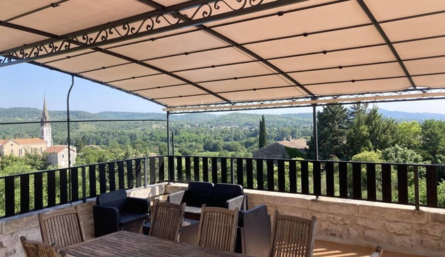 Gîte “Les Traverses” with Shared Pool, Wi-Fi, and Air Conditioning