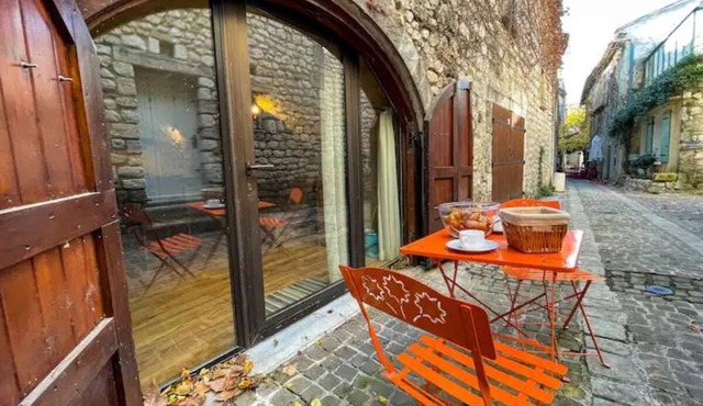 Gîte Les Voûtes - A haven of peace in a jewel of Provence