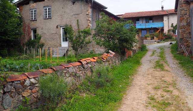 Gîte 'Lieu De Stages' with Mountain View, Shared Terrace and Garden