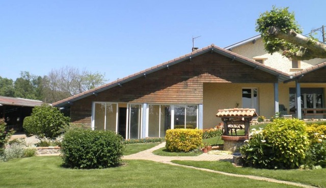 Gite Lourquen, 2 bedrooms, 5 persons