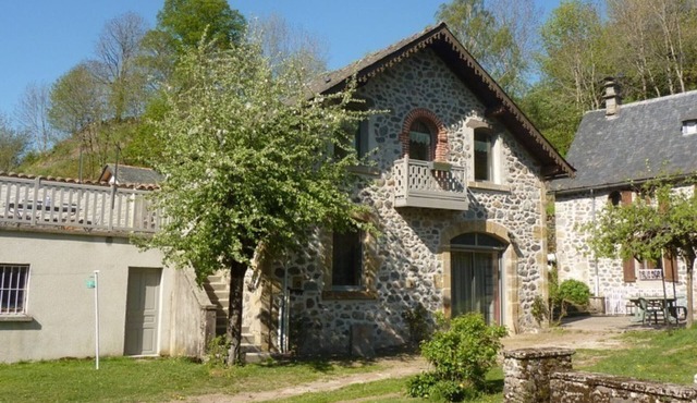 Gite Mandailles-Saint-Julien, 2 bedrooms, 5 persons