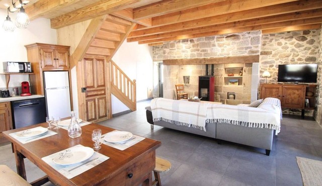 Gite Mandailles-Saint-Julien, 2 bedrooms, 4 persons