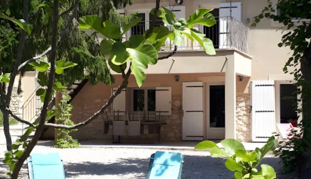 Gîte 'Mas La Mounine - Du Bas' with Private Garden, Wi-Fi and Air Conditioning