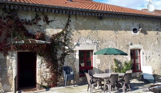 Gite Mauvages, 2 bedrooms, 6 persons