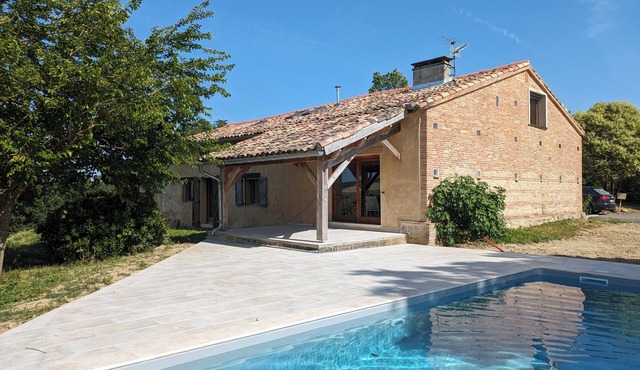 Gite Mondurausse with swimming pool and breathtaking views