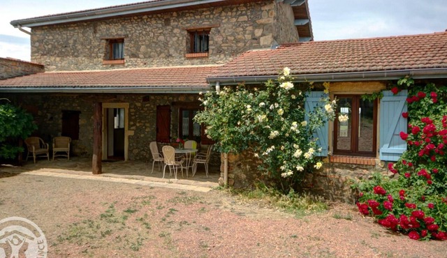 Gite Montagny (Loire), 5 bedrooms, 12 persons