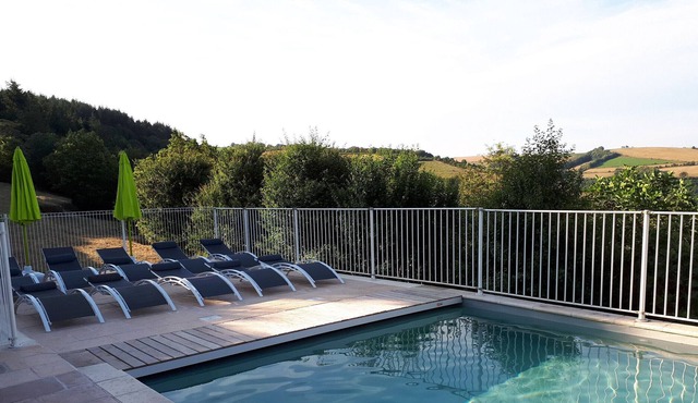 Gite Montclar, 5 bedrooms, 14 persons