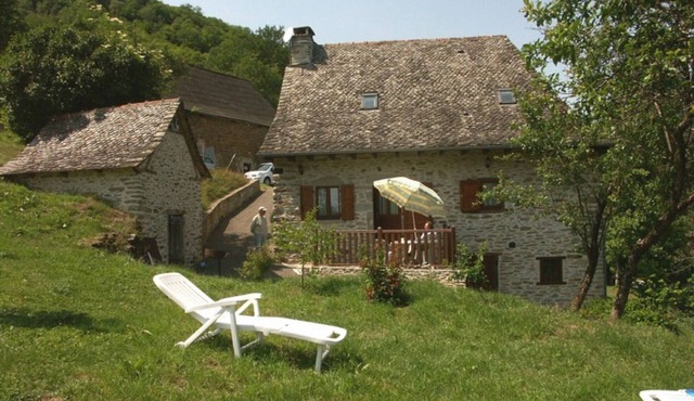 Gite Montsalvy, 3 bedrooms, 6 persons