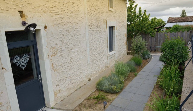 Gîte near Futuroscope, the calm of the countryside at Domaine du Bois Galant.