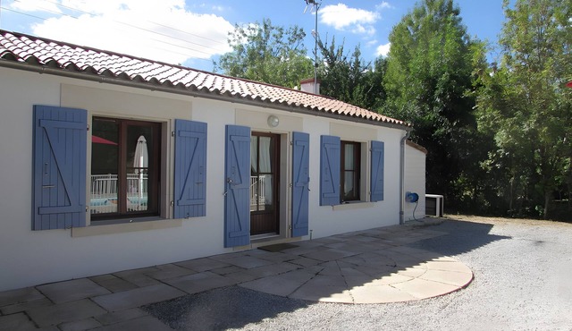 Gîte Nénuphar – Tranquility in the Marais Poitevin Nature Reserve