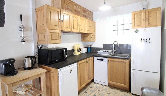 Gite Neuvéglise-sur-Truyère, 3 bedrooms, 5 persons