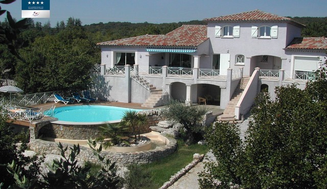 Gîte of "Ranc de Figère" in Labeaume. Rental with pool for 9 people.