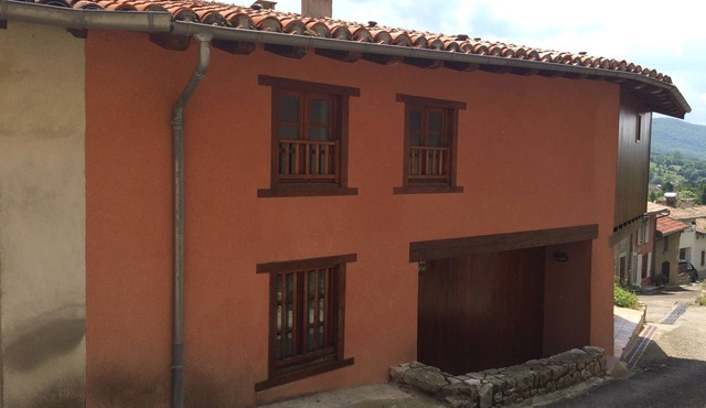 Gite on 2 levels, in authentic village, in Cathar country near Montségur.