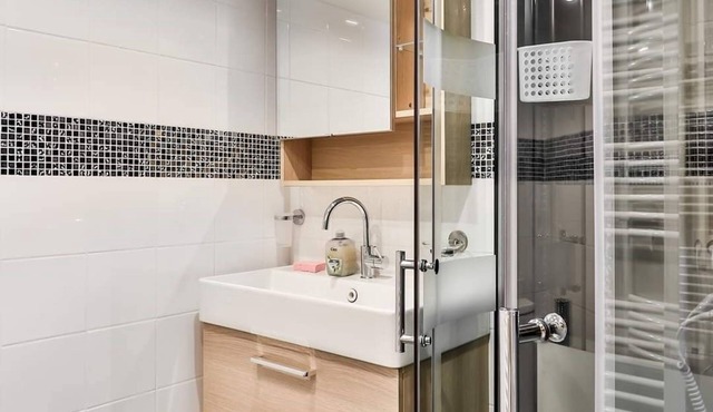 Gîte on GR34 200 m from the sea